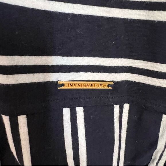 3 for $30! Jones New York navy and white tank top - Picture 9 of 11